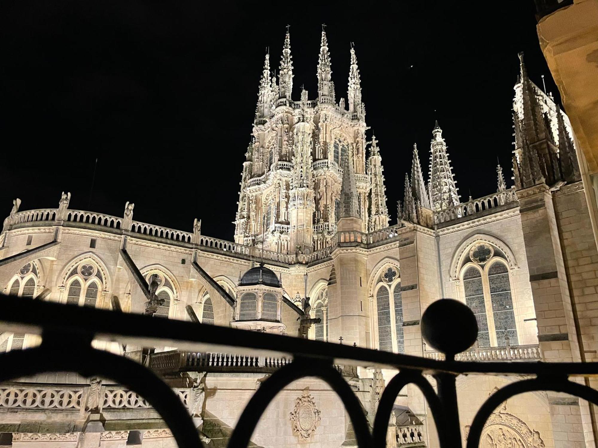 Contemplando La Catedral By Exclusive Burgos Apartments 外观 照片